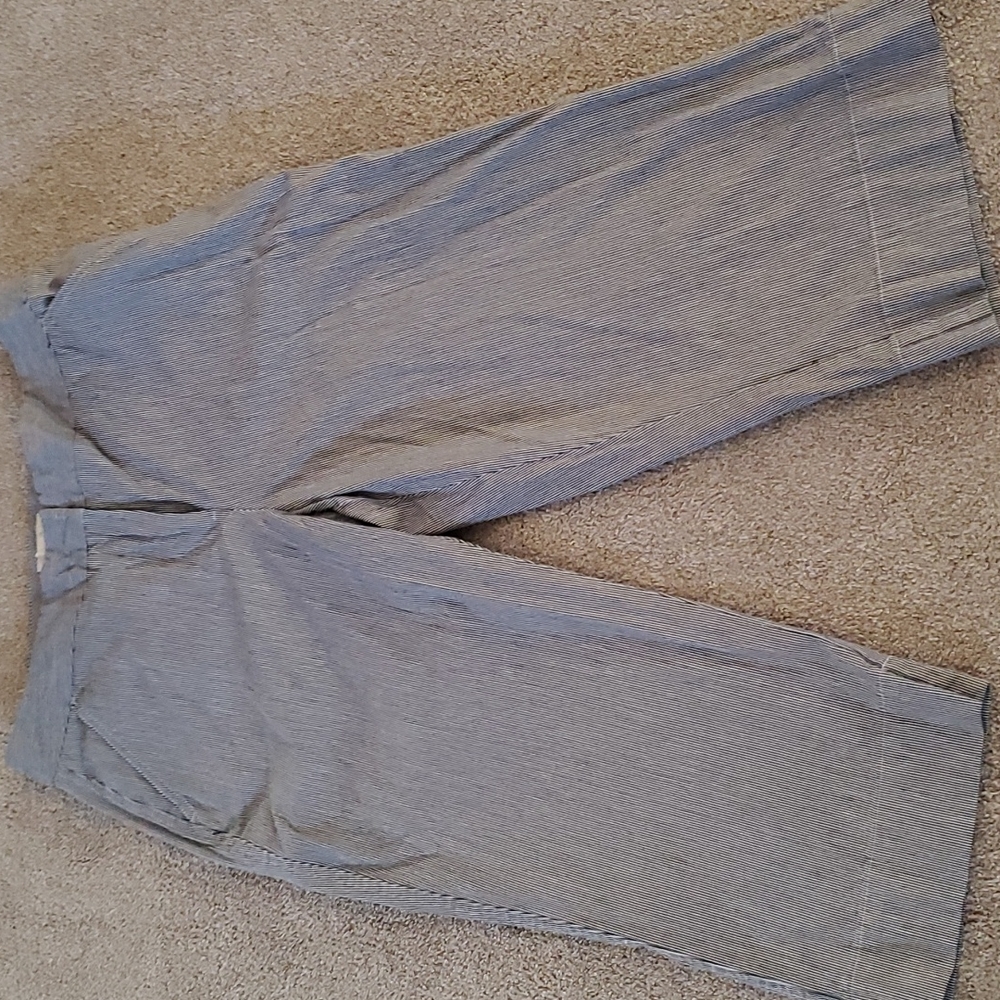 Black and White Striped Capri Pants Size 12